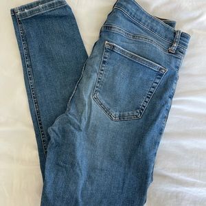 Topshop Jamie Jeans with holes